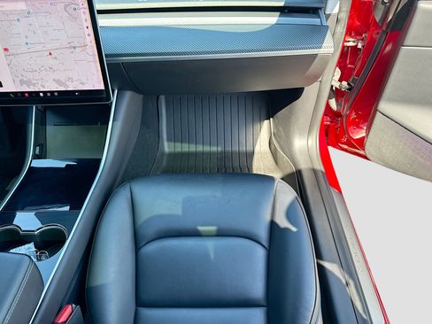 Used 2019 Tesla Model 3 Standard Range Plus RWD image 16