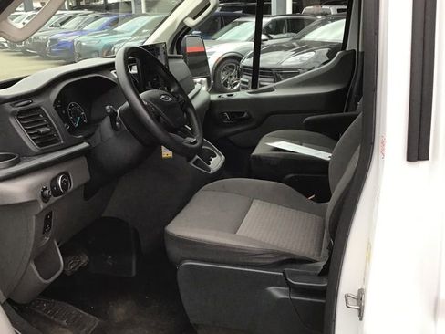 Used 2023 Ford Transit 350 XLT image 7