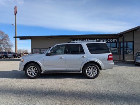 Used 2017 Ford Expedition Limited image 11