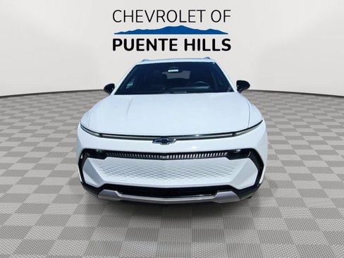 Used 2024 Chevrolet Equinox EV LT w/ LPO, Blackout Package FWD image 3