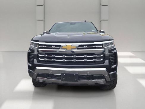 Used 2024 Chevrolet Silverado 1500 LTZ w/ Z71 Off-Road Package AWD/4WD image 2
