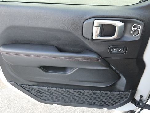 Used 2024 Jeep Wrangler Unlimited Rubicon 392 image 16