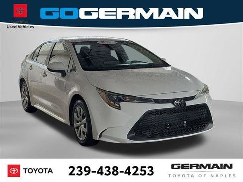 Certified 2020 Toyota Corolla LE FWD image 3