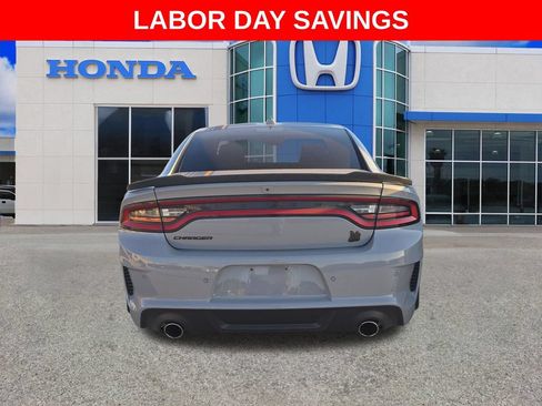 Used 2022 Dodge Charger Scat Pack RWD image 3