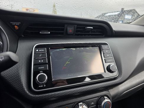 Used 2022 Nissan Kicks S FWD image 10