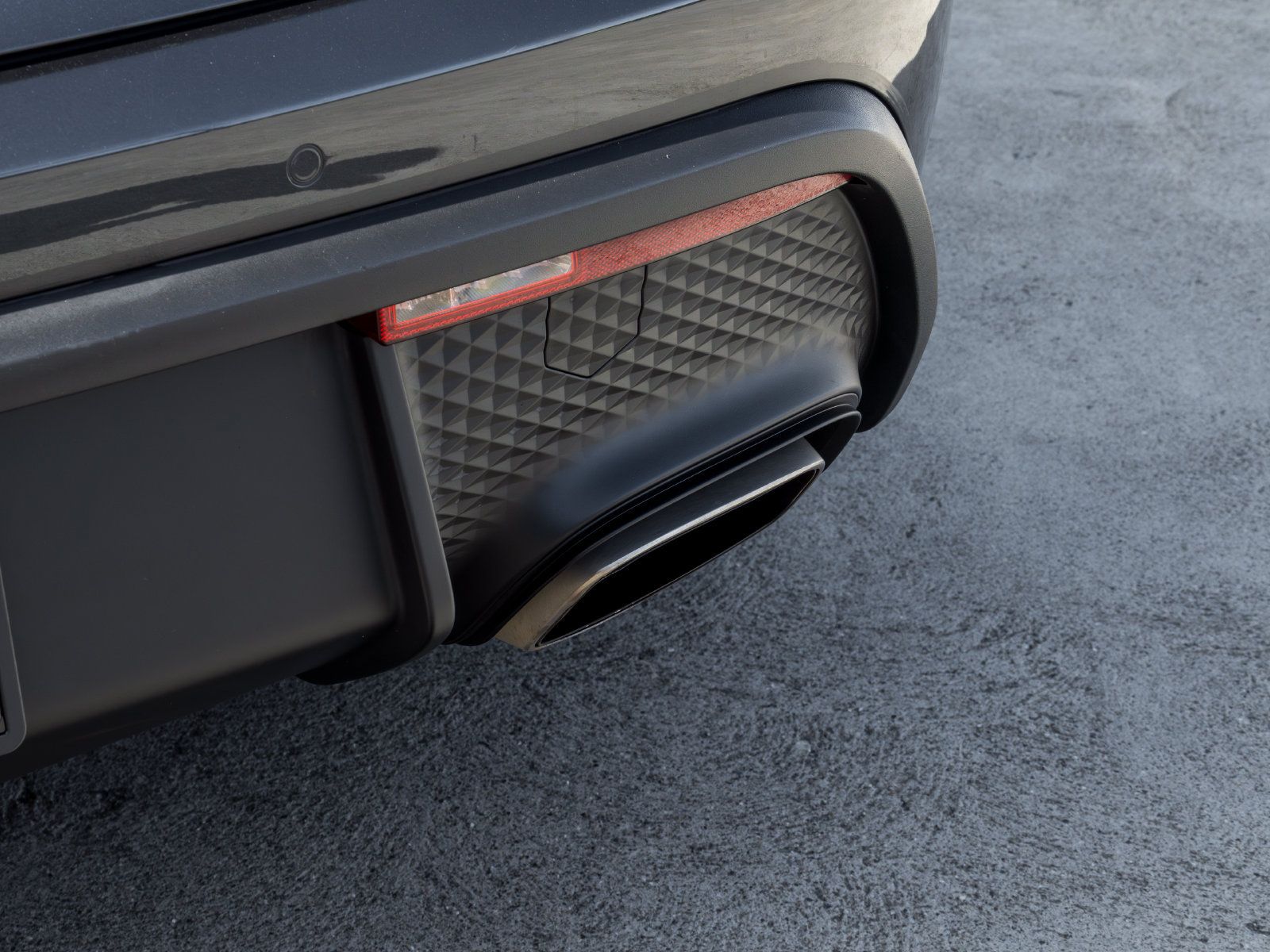 Certified 2023 Porsche Macan AWD/4WD image 20