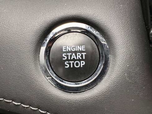 Used 2023 Toyota Highlander XSE AWD/4WD image 22