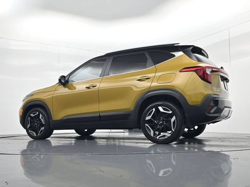 Certified 2024 Kia Seltos SX AWD/4WD image 42