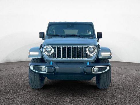 Used 2024 Jeep Wrangler Unlimited Sahara image 8