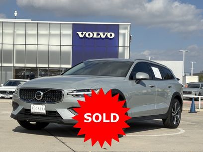 Certified 2025 Volvo V60 B5 Cross Country Plus