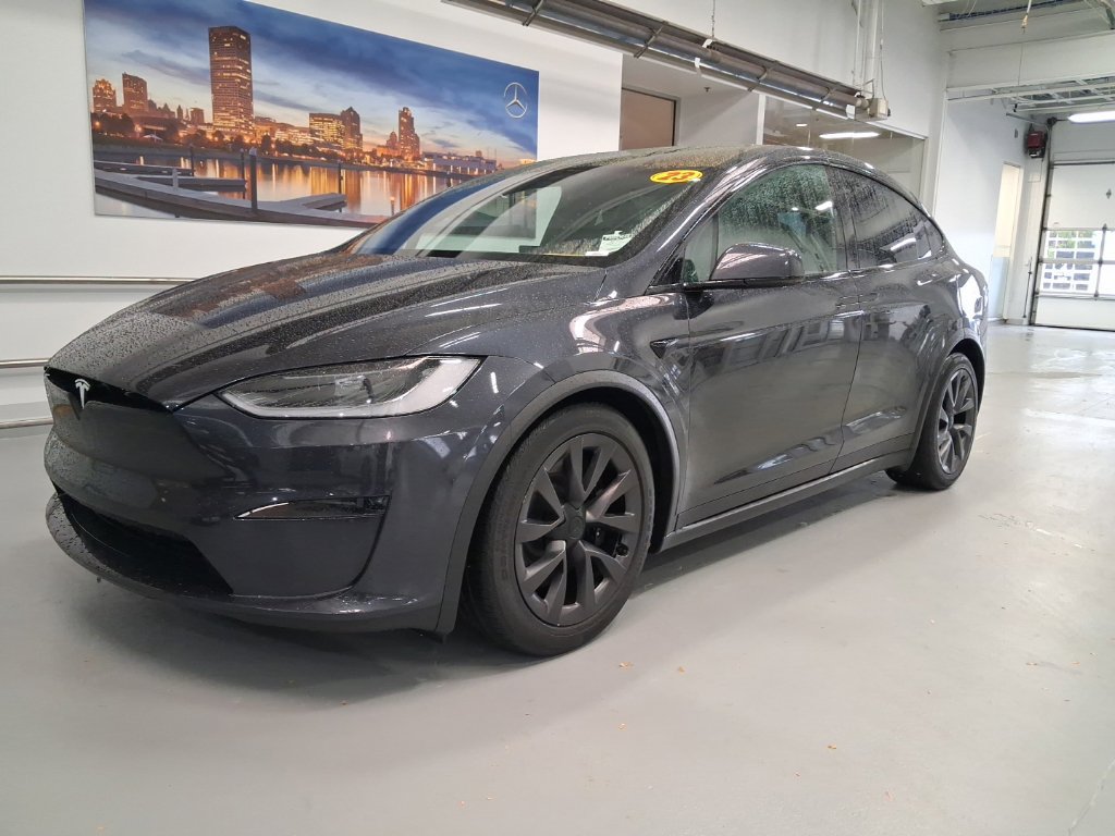 Used 2023 Tesla Model X AWD/4WD image 2