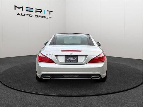 Used 2015 Mercedes-Benz SL 550 image 8