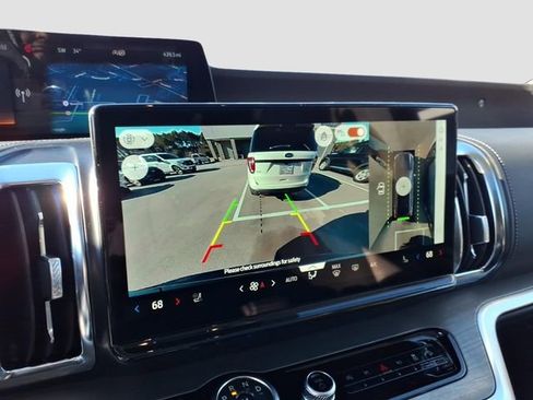 New 2026 Ford Expedition Max Platinum w/ Driver's Package image 18