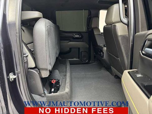 Used 2022 Chevrolet Silverado 1500 ZR2 image 17