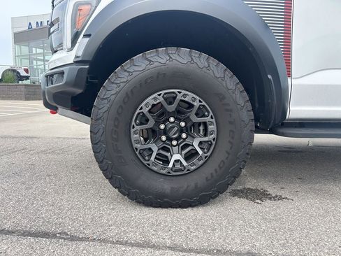 Used 2024 Ford F150 Raptor w/ Equipment Group 803A Raptor R AWD/4WD image 40