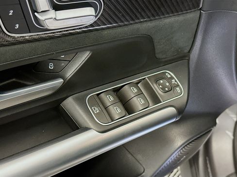 Used 2025 Mercedes-Benz GLA 250 4MATIC image 15