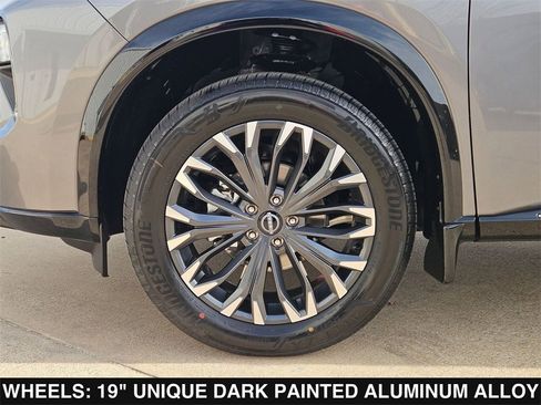 New 2026 Nissan Rogue Platinum image 30