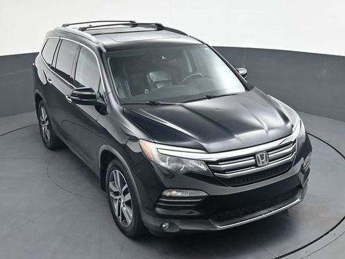Used 2016 Honda Pilot Elite image 27