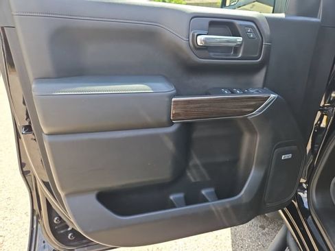 Used 2020 Chevrolet Silverado 1500 LT Trail Boss AWD/4WD image 19