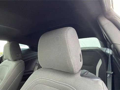 Used 2024 Chevrolet Camaro LT w/ Technology Package image 19