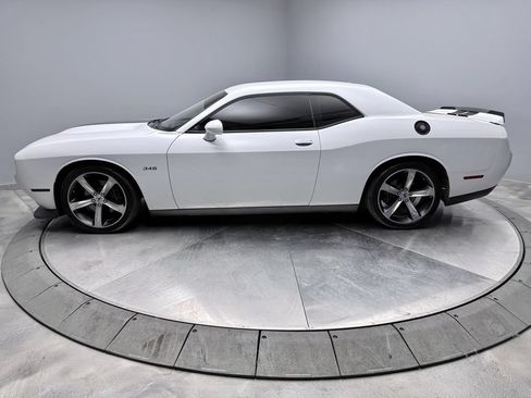 Used 2019 Dodge Challenger R/T w/ Driver Convenience Group RWD image 8