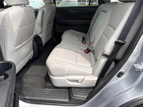 Used 2023 Honda Passport EX-L image 28