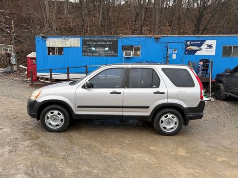 Used 2006 Honda CR-V LX image 2