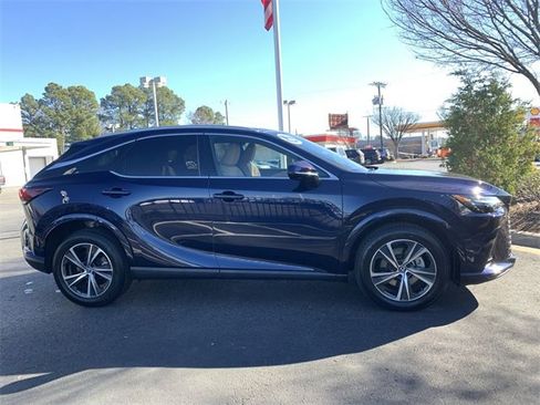 Used 2023 Lexus RX 350h image 9