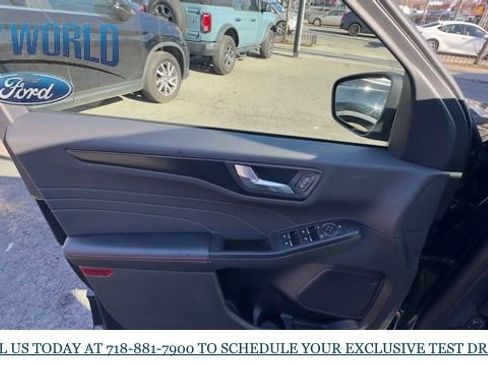 Used 2022 Ford Escape SEL w/ SEL Stealth AWD Package image 6