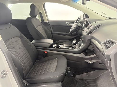 Used 2018 Ford Edge SEL image 31