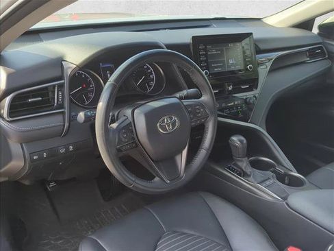 Used 2023 Toyota Camry SE FWD image 9