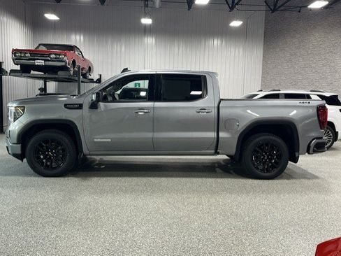 Certified 2023 GMC Sierra 1500 Elevation w/ Preferred Package AWD/4WD image 2