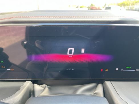New 2024 Dodge Charger R/T w/ Plus Group image 13