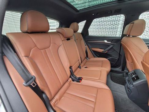 Certified 2024 Audi Q5 2.0T Prestige AWD/4WD image 20