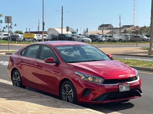 Used 2023 Kia Forte LXS FWD image 6