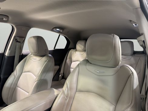 Used 2020 Cadillac XT4 Premium Luxury FWD image 14