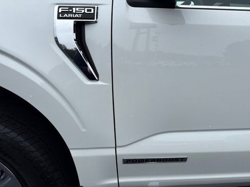 Used 2024 Ford F150 Lariat w/ FX4 Off-Road Package image 9