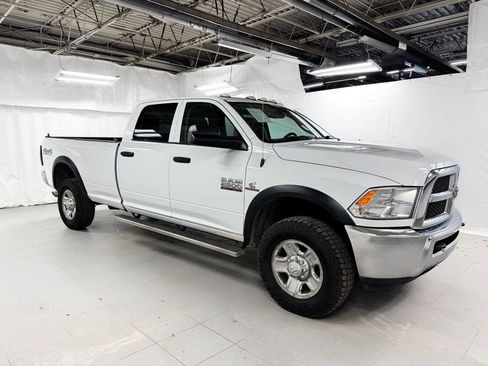 Used 2018 RAM 2500 Tradesman w/ Chrome Appearance Group image 6