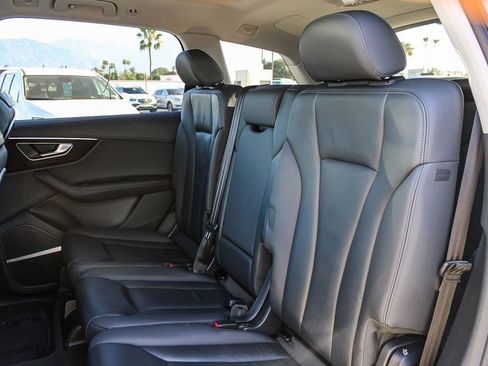 Used 2023 Audi Q7 3.0T Premium Plus image 20