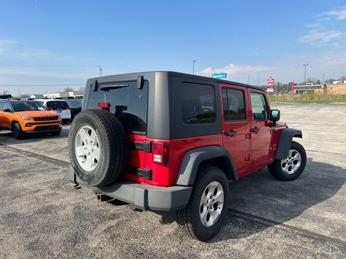 Used 2010 Jeep Wrangler Unlimited Sport image 6