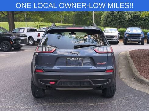 Used 2019 Jeep Cherokee Trailhawk w/ Cold Weather Group AWD/4WD image 4