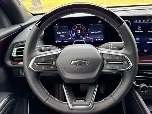 Used 2026 Chevrolet Traverse Z71 w/ Enhanced Driving Package AWD/4WD image 15