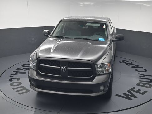 Used 2016 RAM 1500 Express AWD/4WD image 29