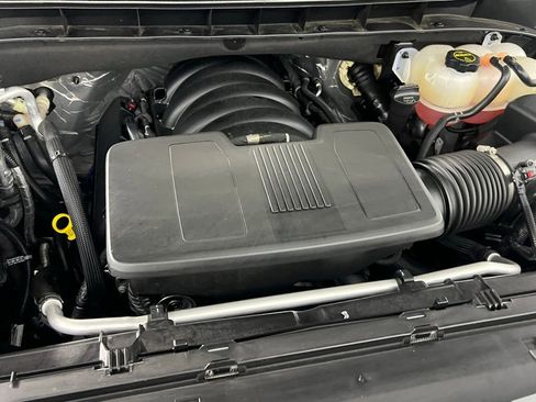 Used 2025 GMC Yukon XL Denali image 36