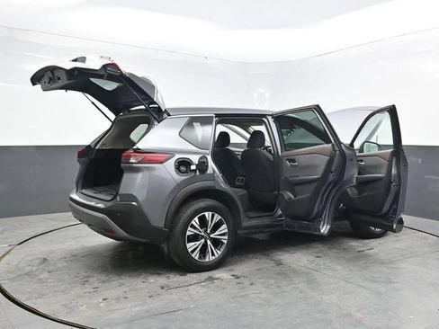 Used 2023 Nissan Rogue SV AWD/4WD image 38