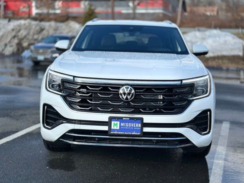 Used 2025 Volkswagen Atlas Cross Sport SEL Premium R-Line image 6