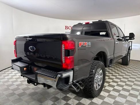 Used 2024 Ford F250 Lariat w/ Lariat Ultimate Package AWD/4WD image 11