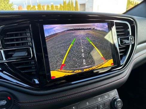 Used 2024 Dodge Durango GT image 23