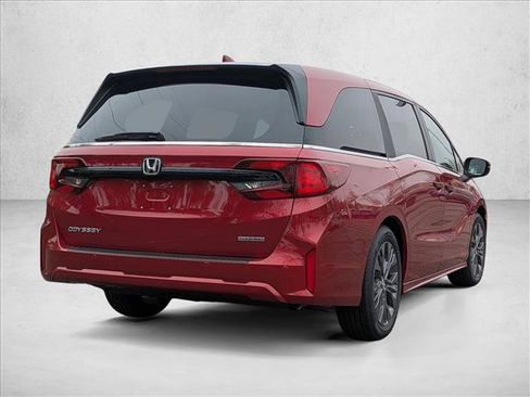 New 2026 Honda Odyssey Touring image 2