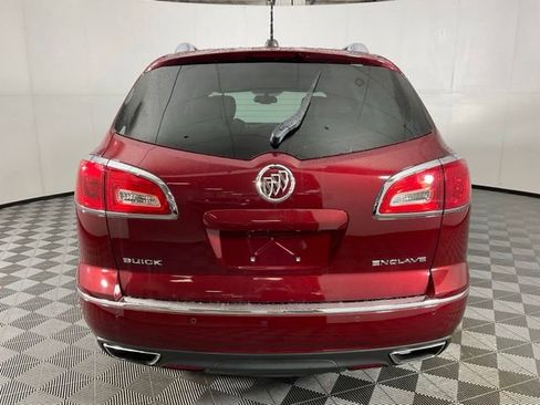 Used 2017 Buick Enclave Leather FWD image 5
